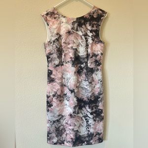 Tahari floral knee length dress for work sleeveless size 8